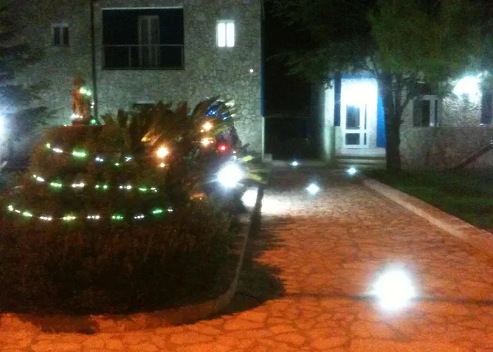 Bed & Breakfast Fly 3*