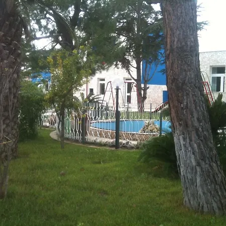 Bed and breakfast Fly 3*